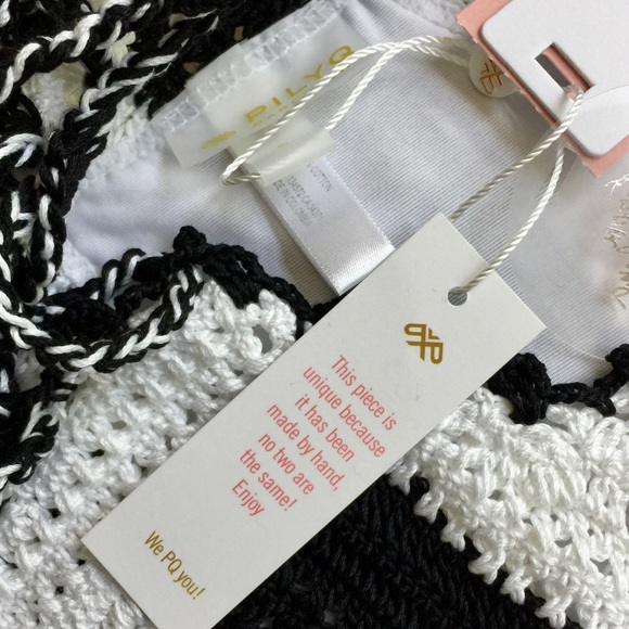 πΌPILYQ CROCHET SWIM TOPπΌ - Picture 6 of 7